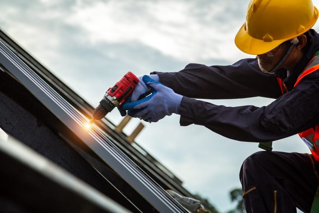 Installation of roofing
