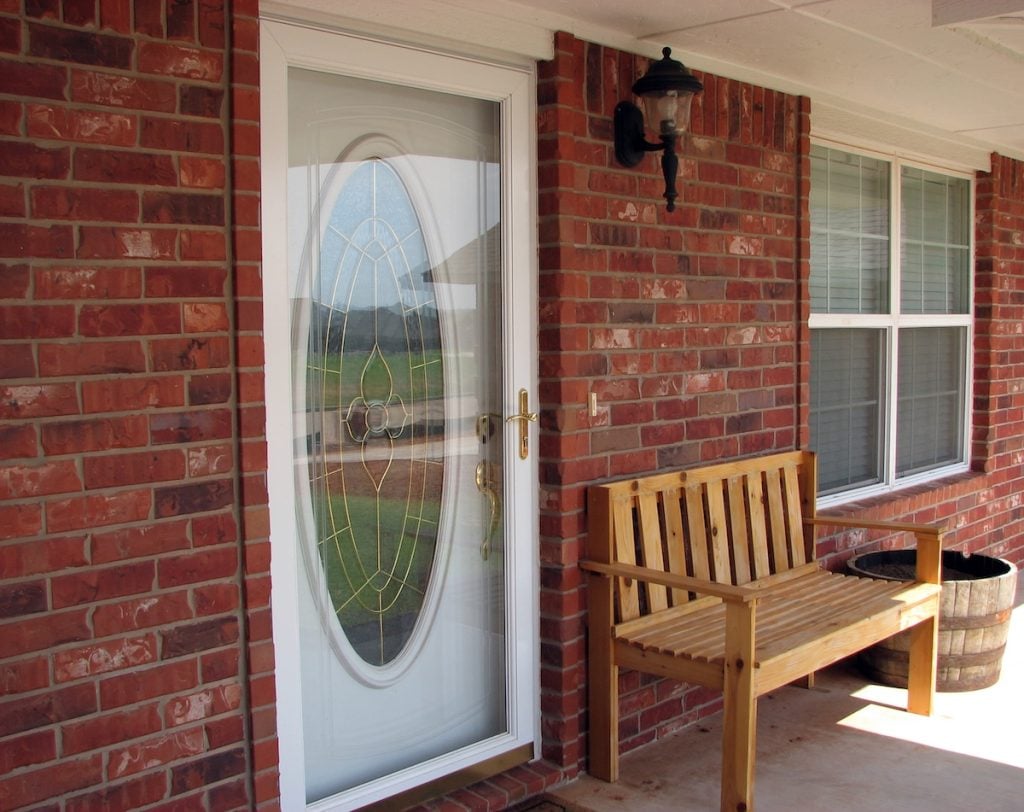 storm door vs screen door