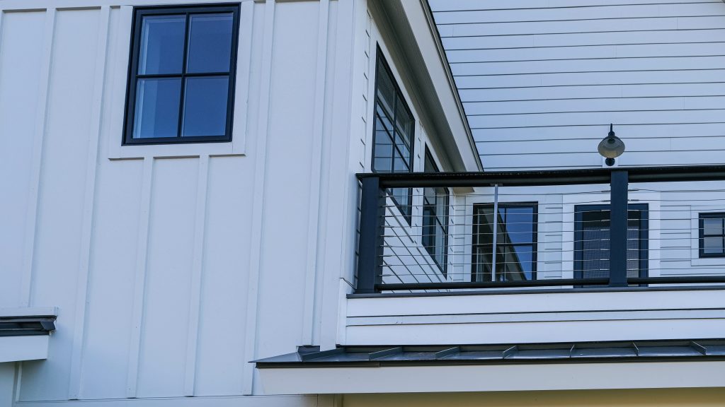 Modern Farmhouse - James Hardie Fiber Cement hardie board siding