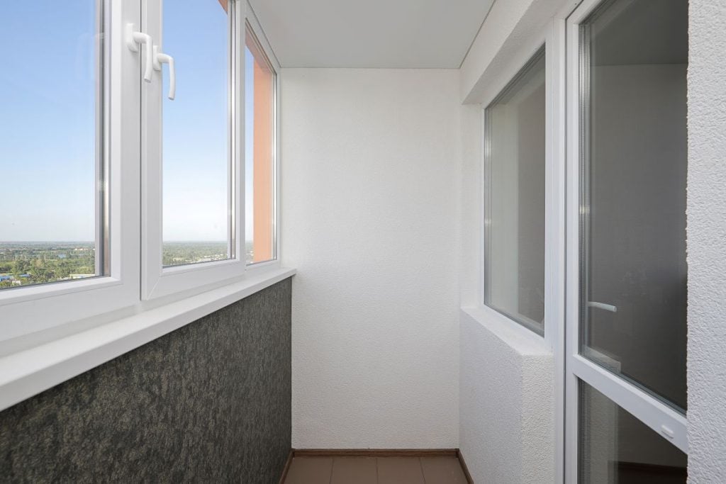 soundproof windows small room glass door closed